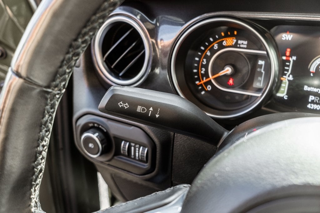 2022 Jeep Wrangler Unlimited Sahara Altitude