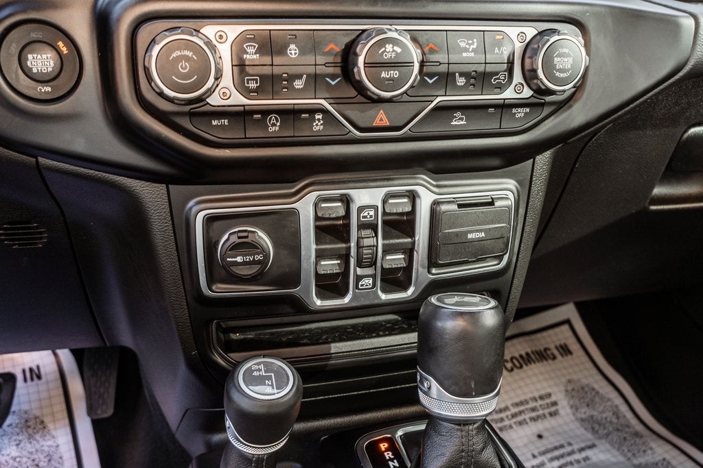 2022 Jeep Wrangler Unlimited Sahara Altitude