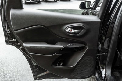 2021 Jeep Cherokee Altitude