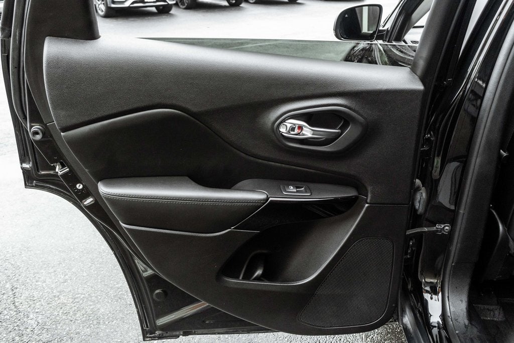 2021 Jeep Cherokee Altitude