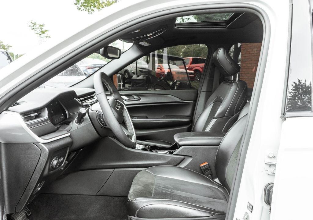 2023 Jeep Grand Cherokee Altitude X