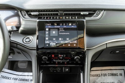 2023 Jeep Grand Cherokee Laredo