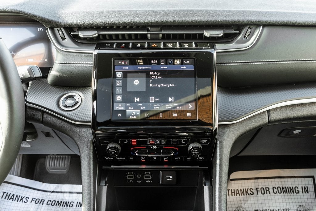 2023 Jeep Grand Cherokee Laredo