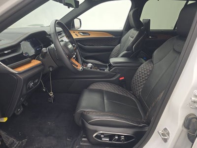 2023 Jeep Grand Cherokee Summit Reserve