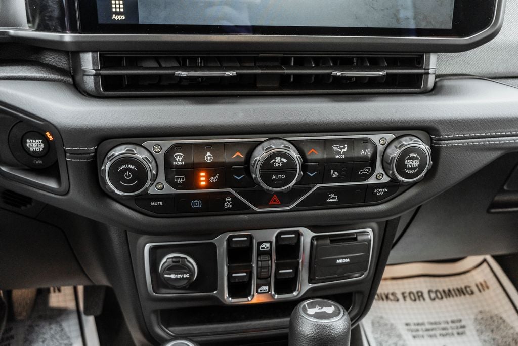 2025 Jeep Wrangler Sahara 4xe