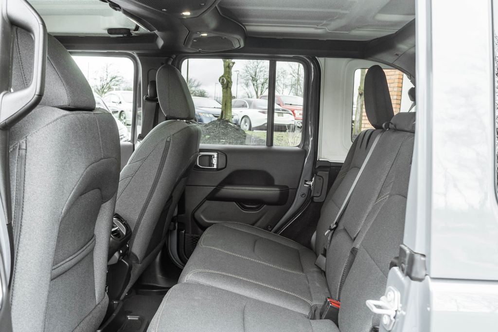 2025 Jeep Wrangler Sahara 4xe