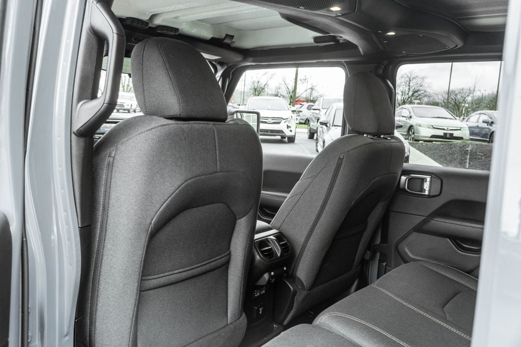 2025 Jeep Wrangler Sahara 4xe