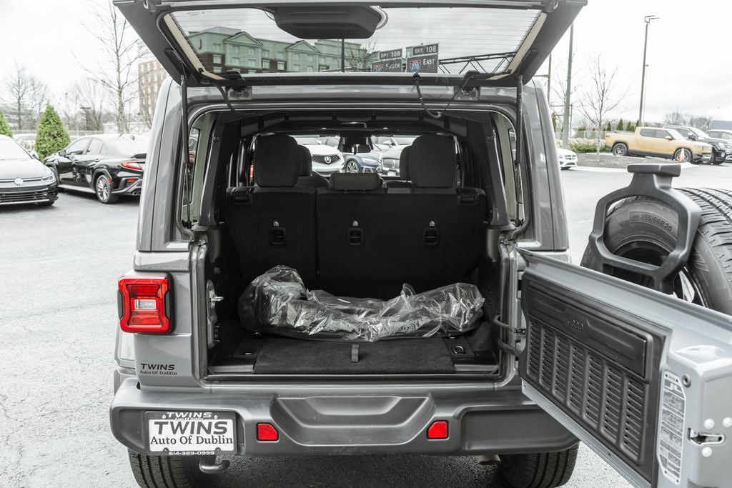 2025 Jeep Wrangler Sahara 4xe