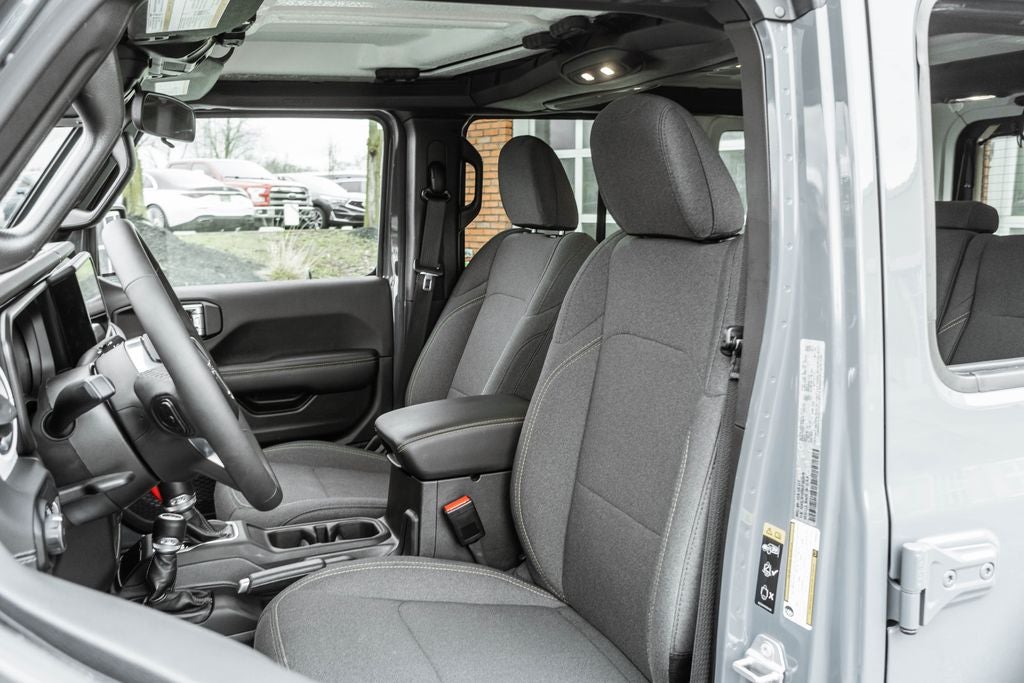 2025 Jeep Wrangler Sahara 4xe