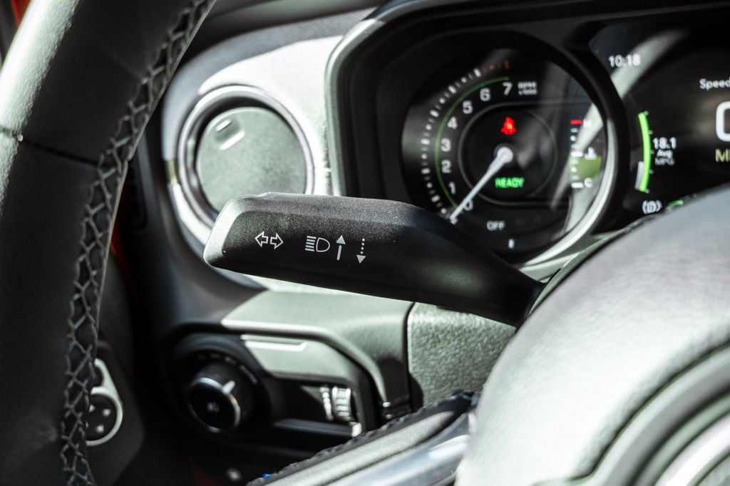 2025 Jeep Wrangler Sahara 4xe
