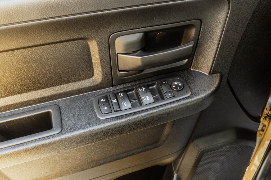 2019 RAM 1500 Classic Express STINGER YELLOW SPORT