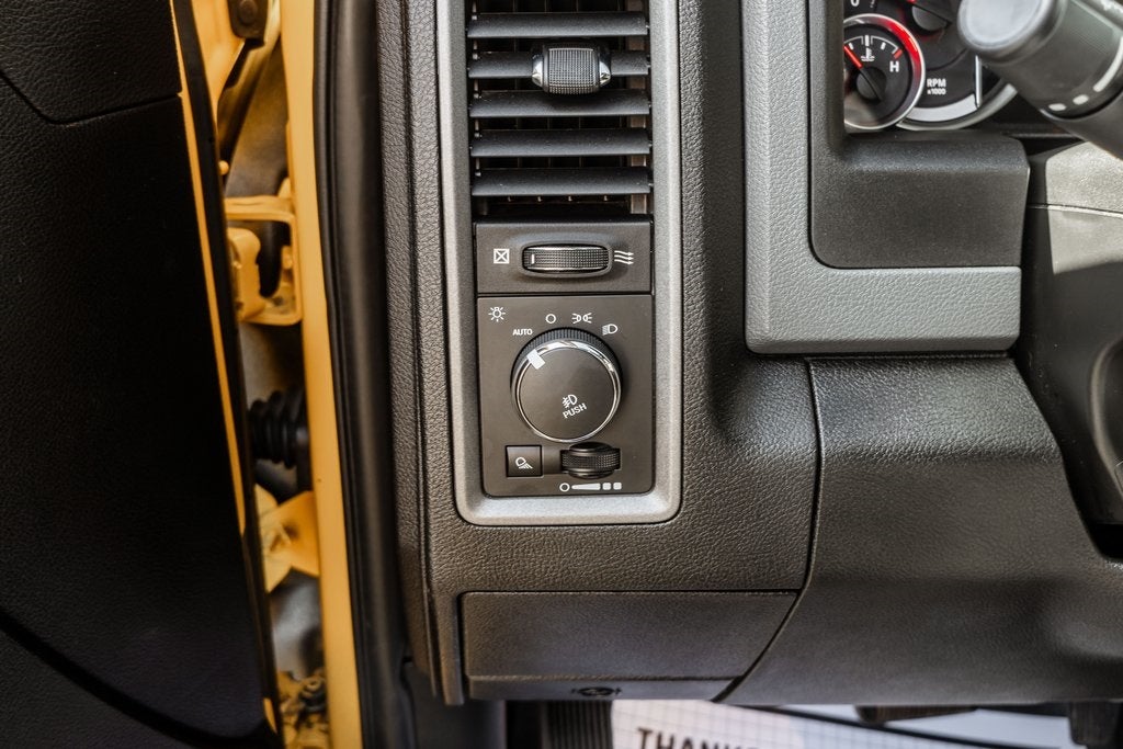 2019 RAM 1500 Classic Express STINGER YELLOW SPORT