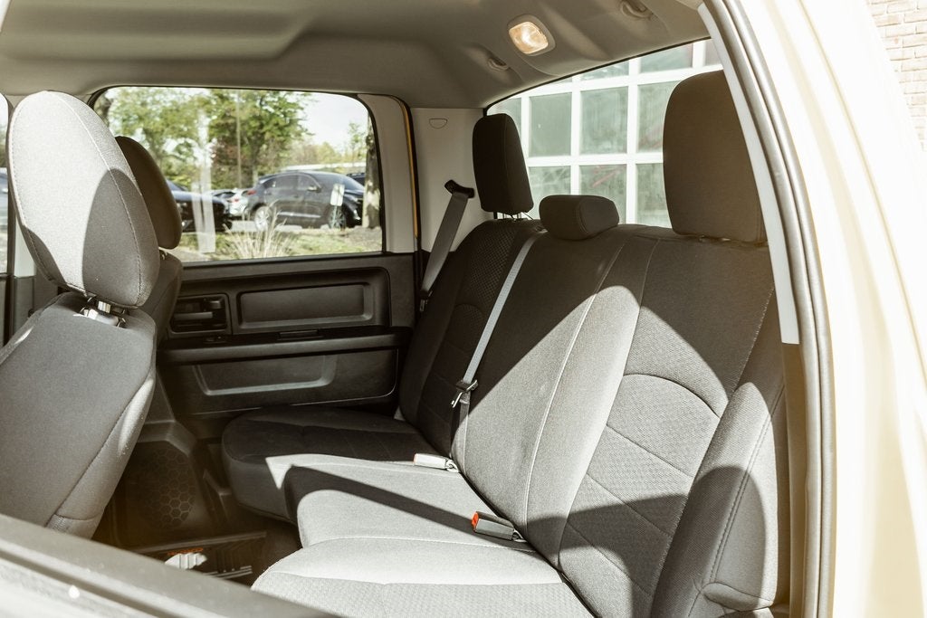 2019 RAM 1500 Classic Express STINGER YELLOW SPORT