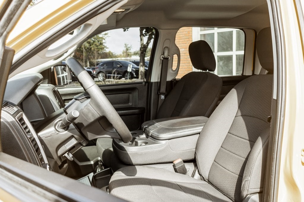 2019 RAM 1500 Classic Express STINGER YELLOW SPORT