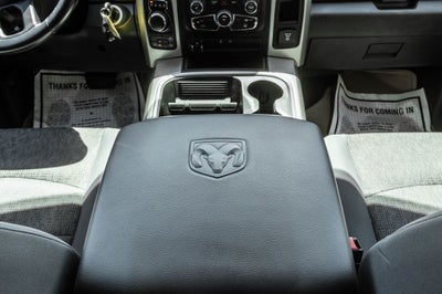 2016 RAM 1500 SLT