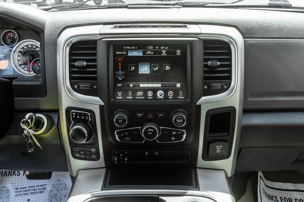 2016 RAM 1500 SLT