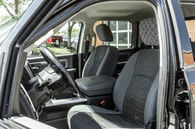2016 RAM 1500 SLT