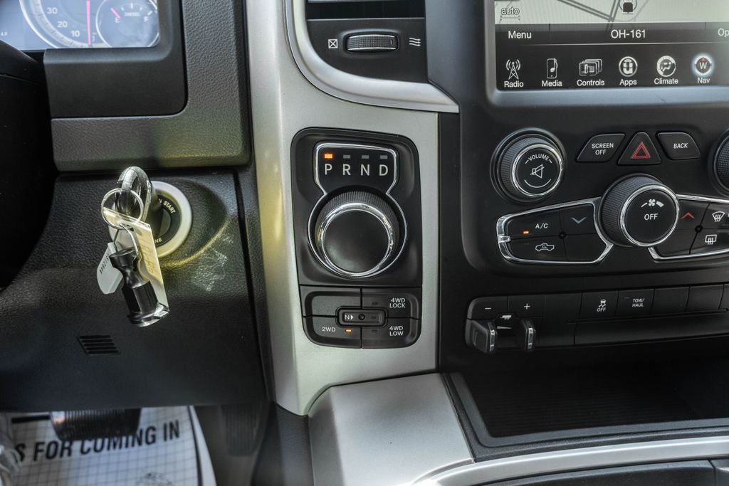 2016 RAM 1500 SLT