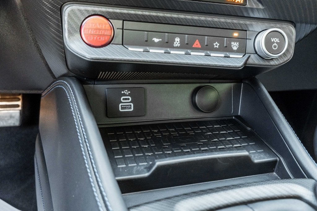 2024 Ford Mustang Dark Horse