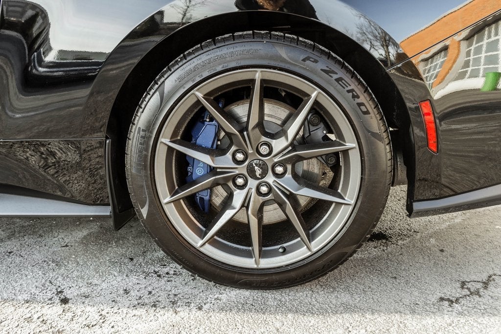 2024 Ford Mustang Dark Horse