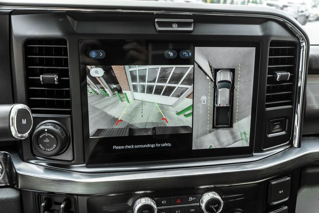 2025 Ford F-350SD Lariat DRW