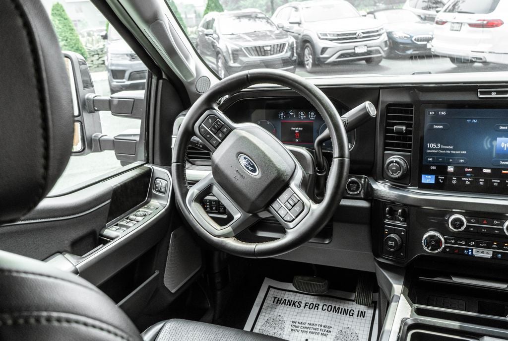2025 Ford F-350SD Lariat DRW