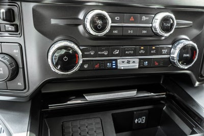 2025 Ford F-350SD Lariat DRW