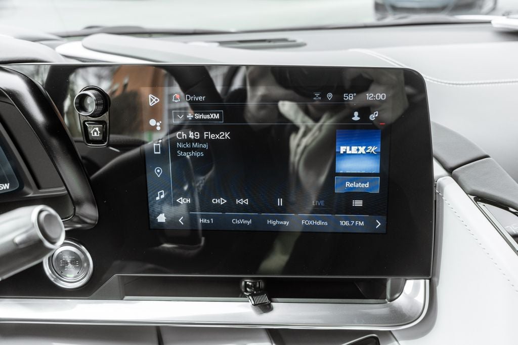 2024 Chevrolet Corvette 3LT - Photo 11