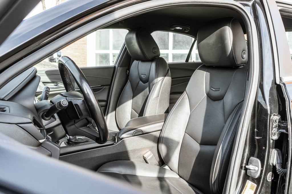 2023 Cadillac CT4 Premium Luxury