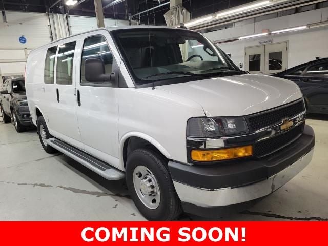 2024 Chevrolet Express 2500 Work Van HD's photo
