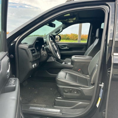 2023 GMC Yukon SLT