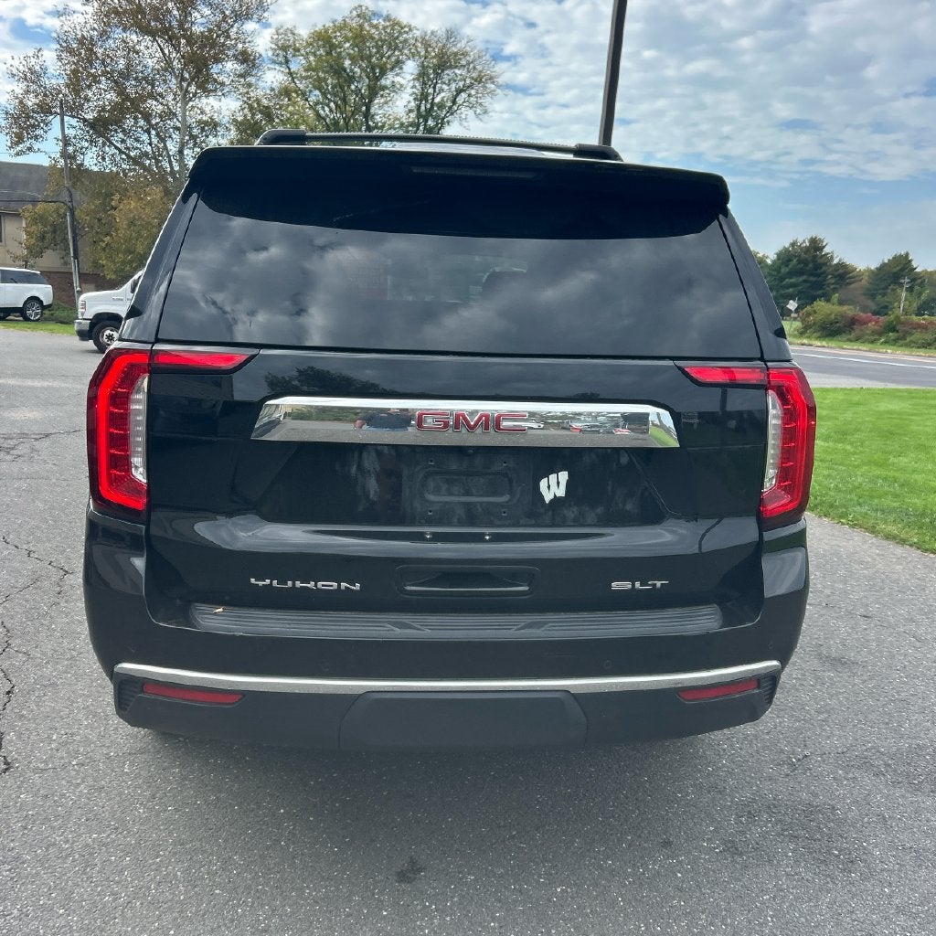2023 GMC Yukon SLT