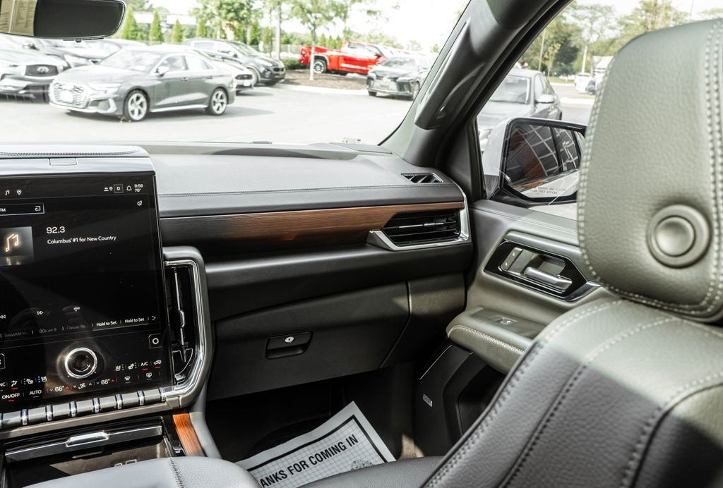 2025 GMC Yukon Denali