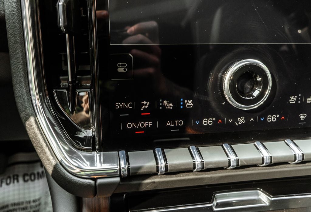 2025 GMC Yukon Denali