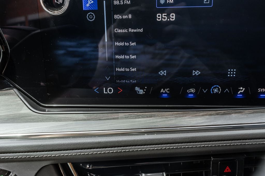 2025 Chevrolet Suburban Z71