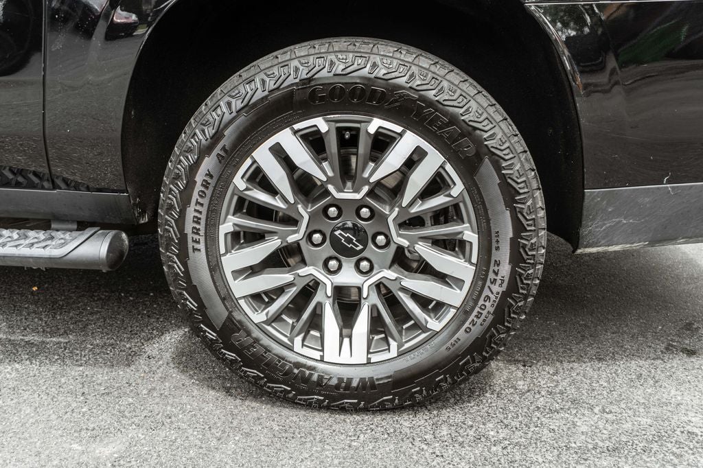 2025 Chevrolet Suburban Z71