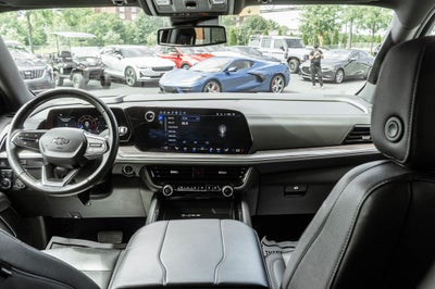 2025 Chevrolet Suburban Z71