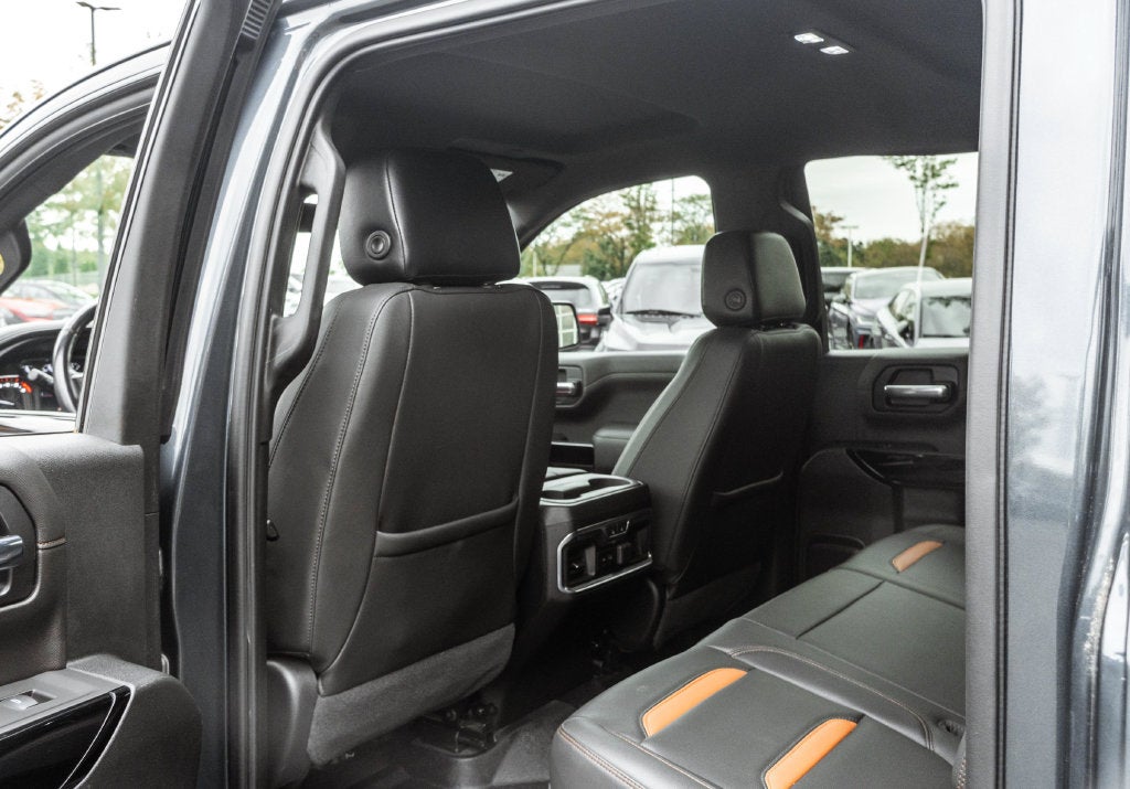 2020 GMC Sierra 1500 AT4 Black Widow