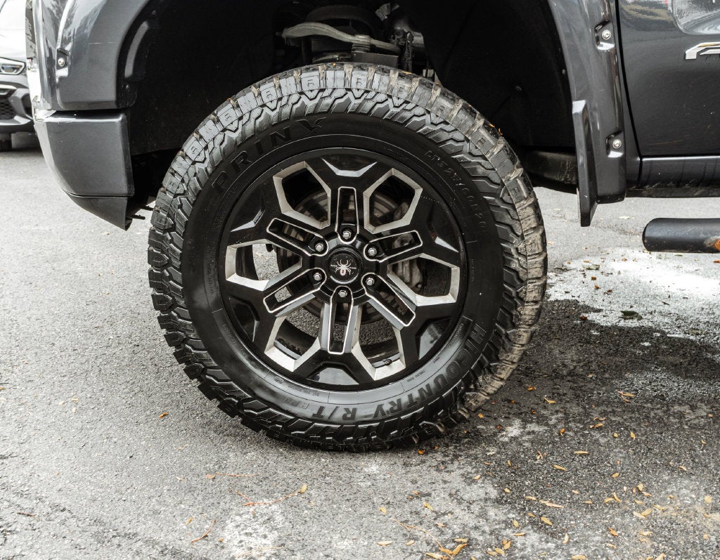 2020 GMC Sierra 1500 AT4 Black Widow