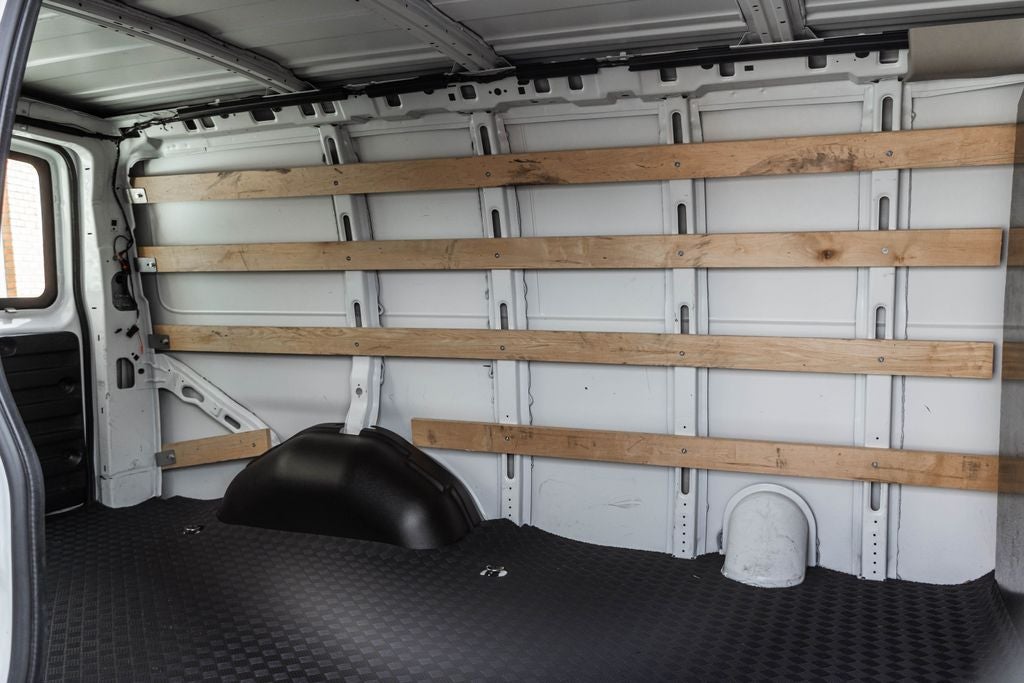 2024 GMC Savana 2500 Work Van