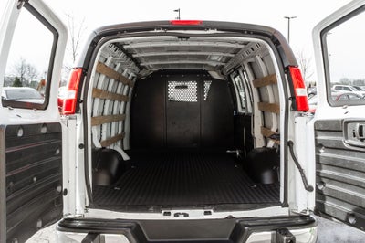 2024 GMC Savana 2500 Work Van