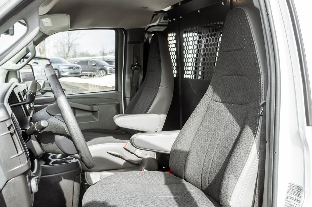 2024 GMC Savana 2500 Work Van