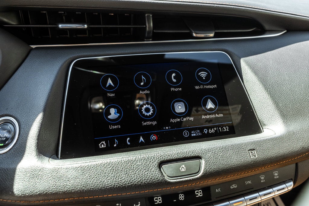 2020 Cadillac XT4 Premium Luxury