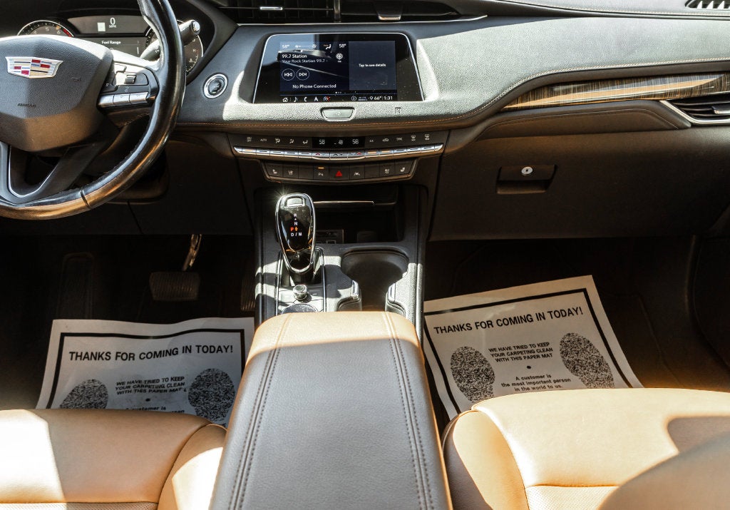 2020 Cadillac XT4 Premium Luxury