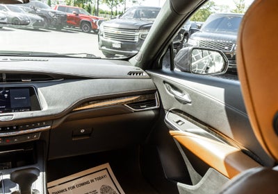 2020 Cadillac XT4 Premium Luxury