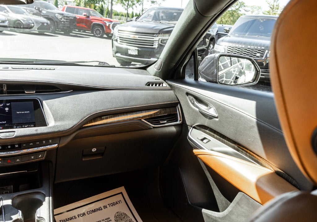2020 Cadillac XT4 Premium Luxury