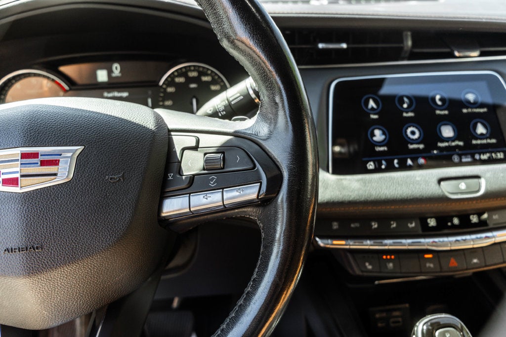 2020 Cadillac XT4 Premium Luxury