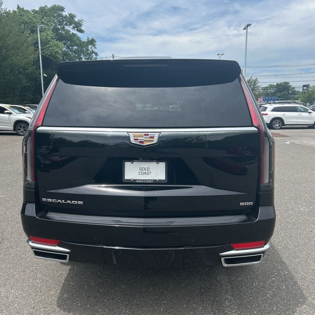 2022 Cadillac Escalade Premium Luxury