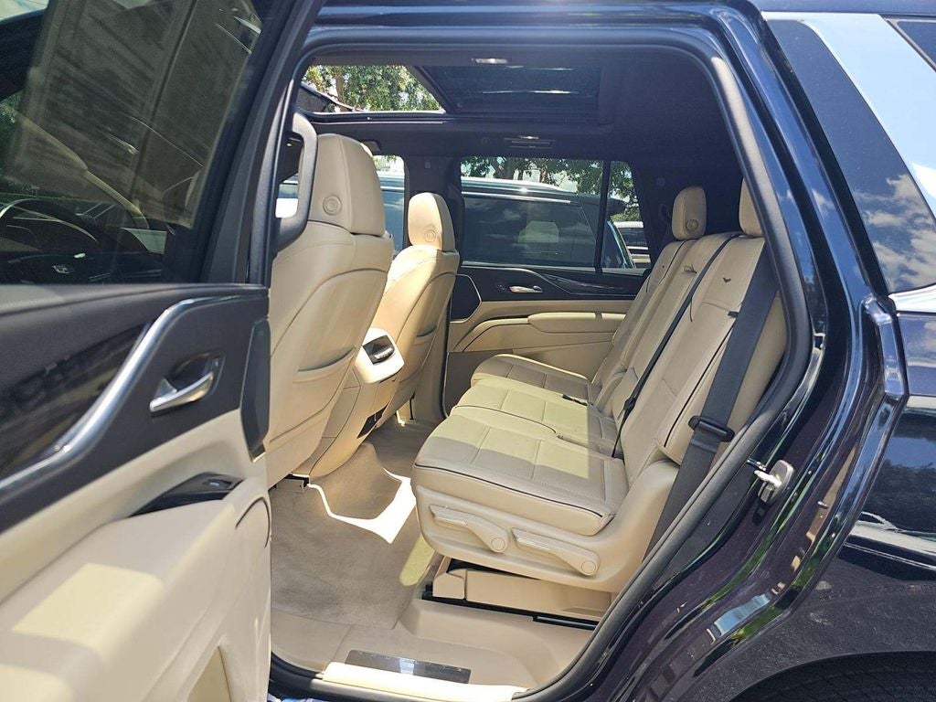 2022 Cadillac Escalade Premium Luxury