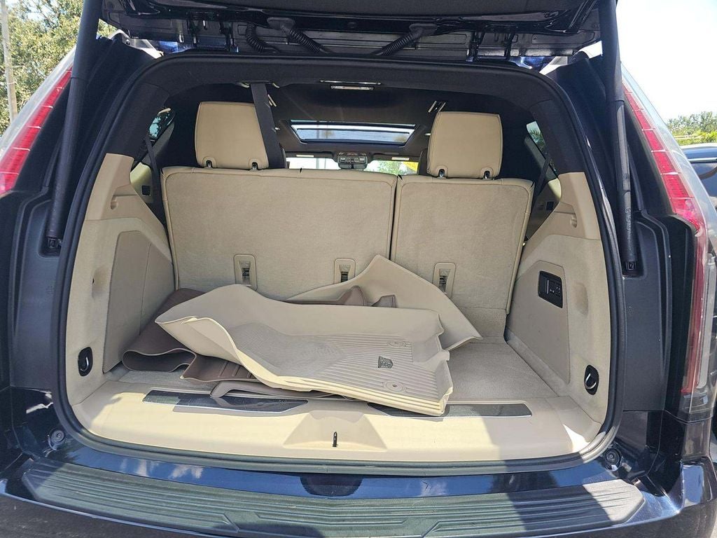 2022 Cadillac Escalade Premium Luxury